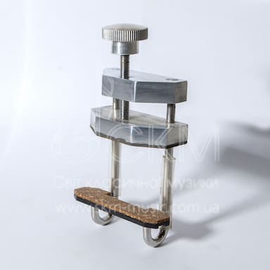 Пристосування для приклеювання верхньої деки під грифом скрипки