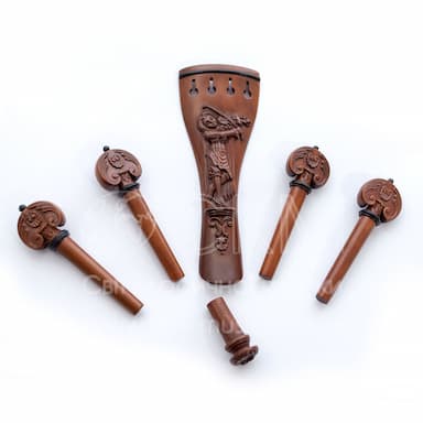 Набір для скрипки, самшит, ручної роботи з худож. різьбленням (підгрифник, 4-колка, ґудзик)